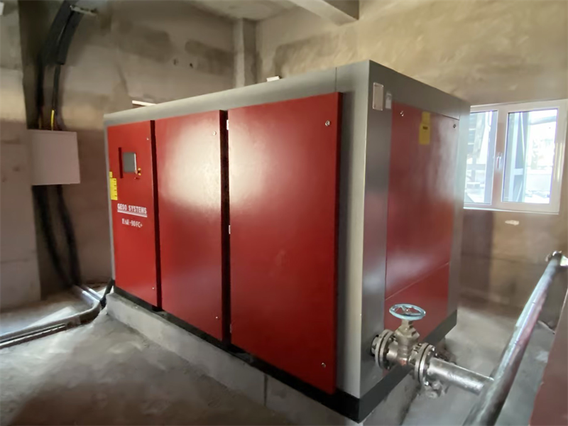 Malli ilmakompressorijärjestelmän päivittämiseksi tarkkuuslaiteteollisuudessa: Britannian Geso BAE-90FC+: n ensiluokkaisen energiatehokkuuden käytäntö